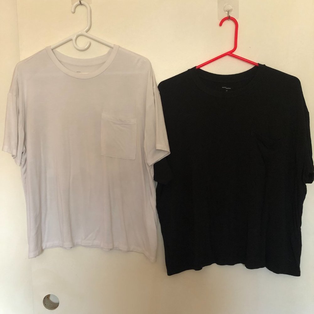 Pack of two! White and black boxy tees!